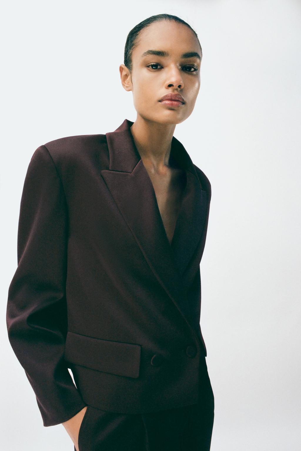 ДВУБОРТНЫЙ АТЛАСНЫЙ БЛЕЙЗЕР