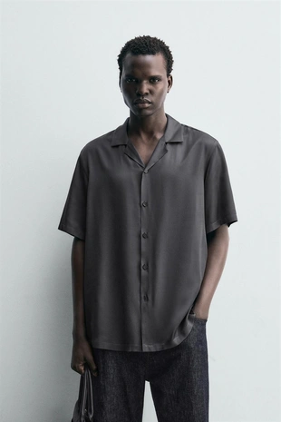Рубашка REGULAR FIT из атласа