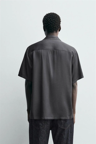 Рубашка REGULAR FIT из атласа