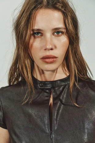 Dark brown | 9239/244/716 - Zara Мини-платье из искусственной кожи