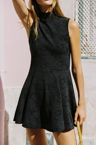 Купить Zara Короткое жаккардовое платье