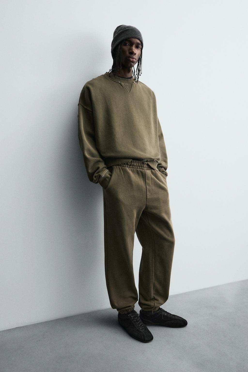 БРЮКИ RELAXED FIT С ЭФФЕКТОМ ПОТЕРТОСТИ