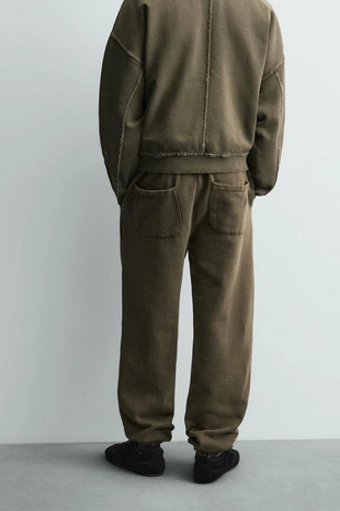 Брюки RELAXED FIT с эффектом потертости- Заказать в России