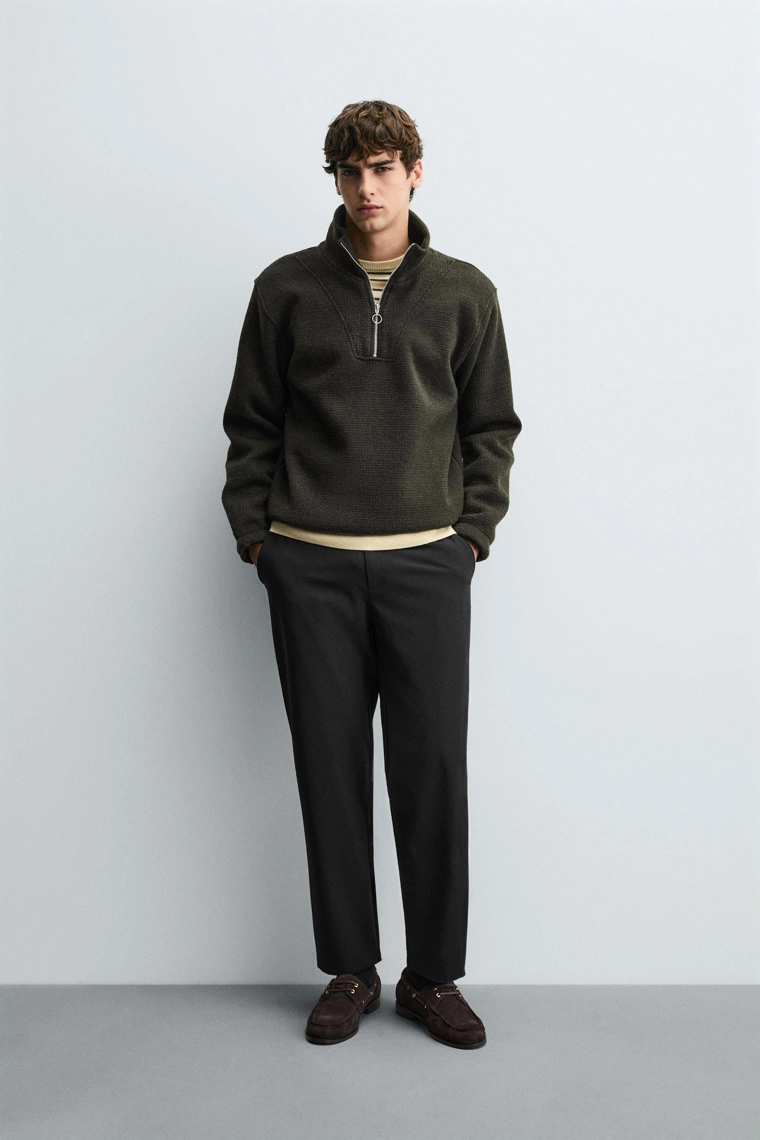 Брюки из комфортного текстурированного материала