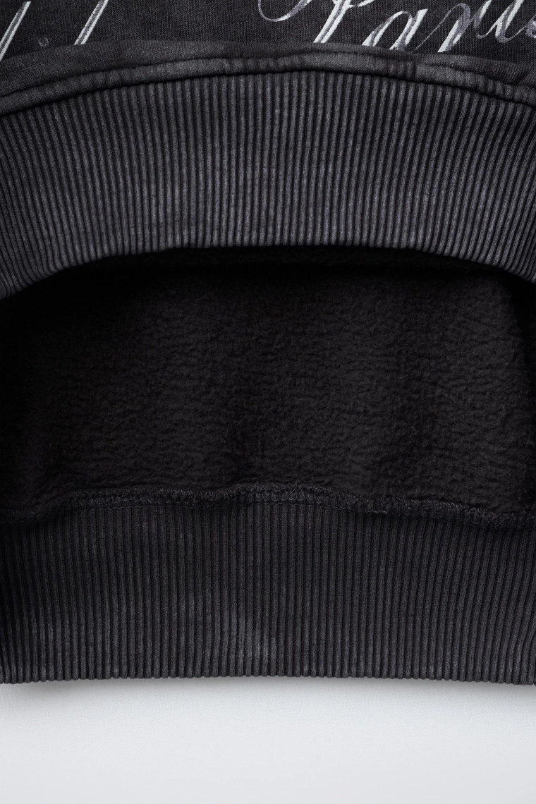 Худи с выцветшим принтом слогана