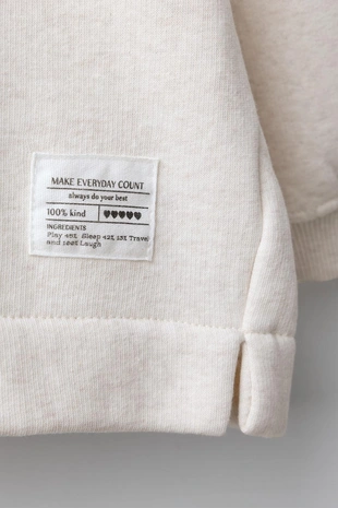 Однотонная толстовка с этикеткой