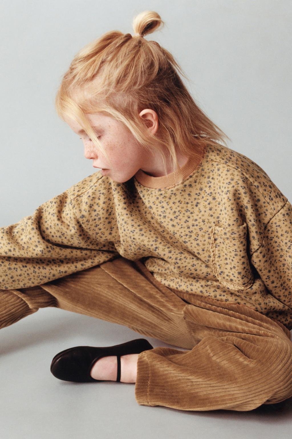 БРЮКИ BAGGY ИЗ ВЕЛЬВЕТА С КАРМАНАМИ-СЕРДЕЧКАМИ