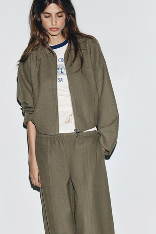 Брюки прямого кроя из мягкой ткани- Заказать в России