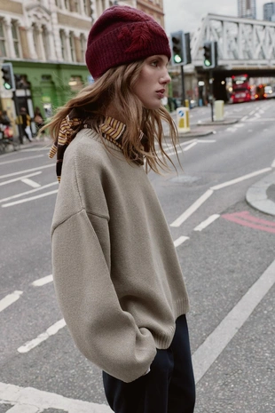 Купить Zara Шапка бини с вышивкой цветов