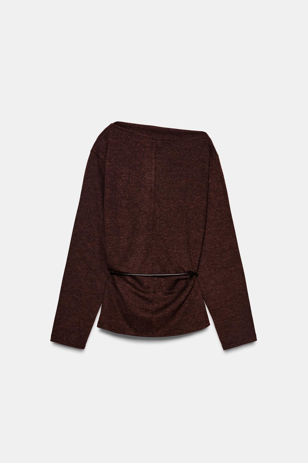 ТОП ИЗ РЕЛЬЕФНОЙ ТКАНИ С ПОЯСОМ