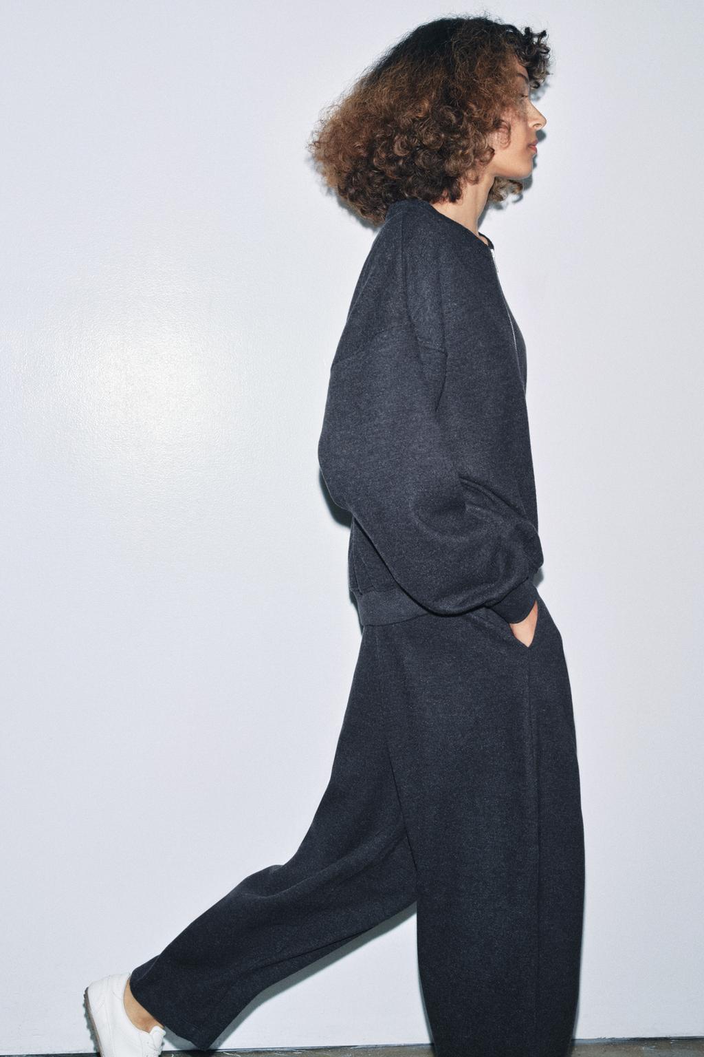 ТОЛСТОВКА НА МОЛНИИ С МЯГКИМ РУБЧИКОМ