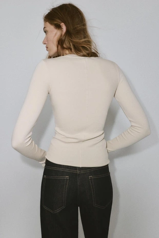 Футболка в рубчик с длинными рукавами- Заказать в России