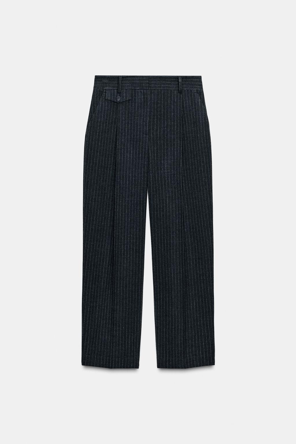 ПРЯМЫЕ БРЮКИ С ЗАЩИПАМИ