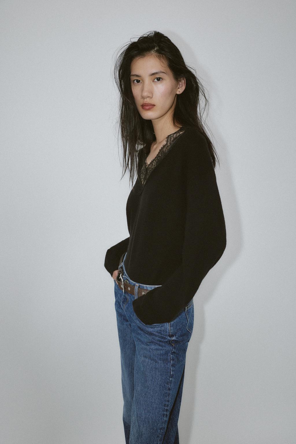 ДЖЕМПЕР С КРУЖЕВНОЙ ОТДЕЛКОЙ