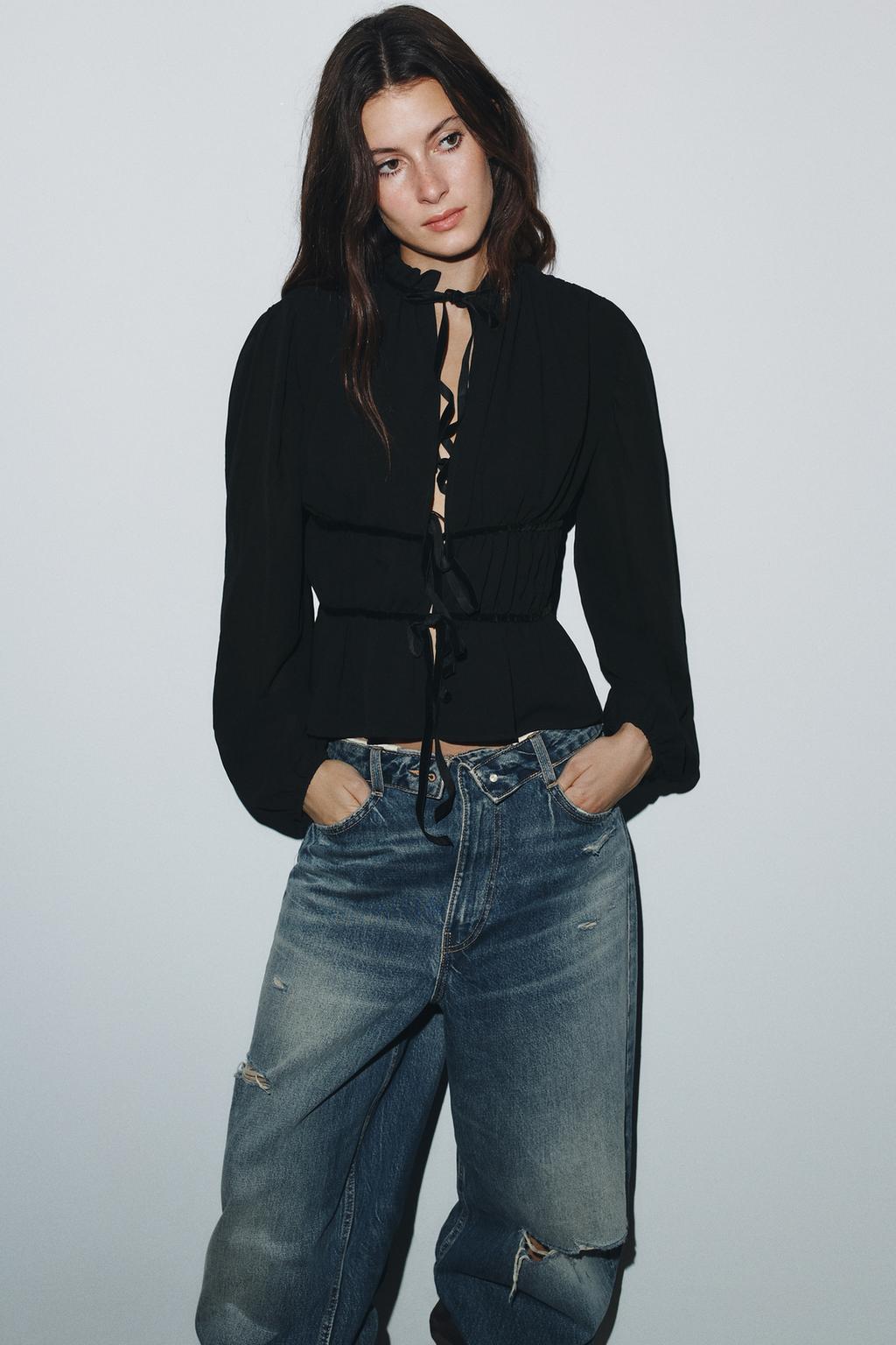 БЛУЗА ИЗ КРЕПА С БАРХАТНЫМИ БАНТАМИ