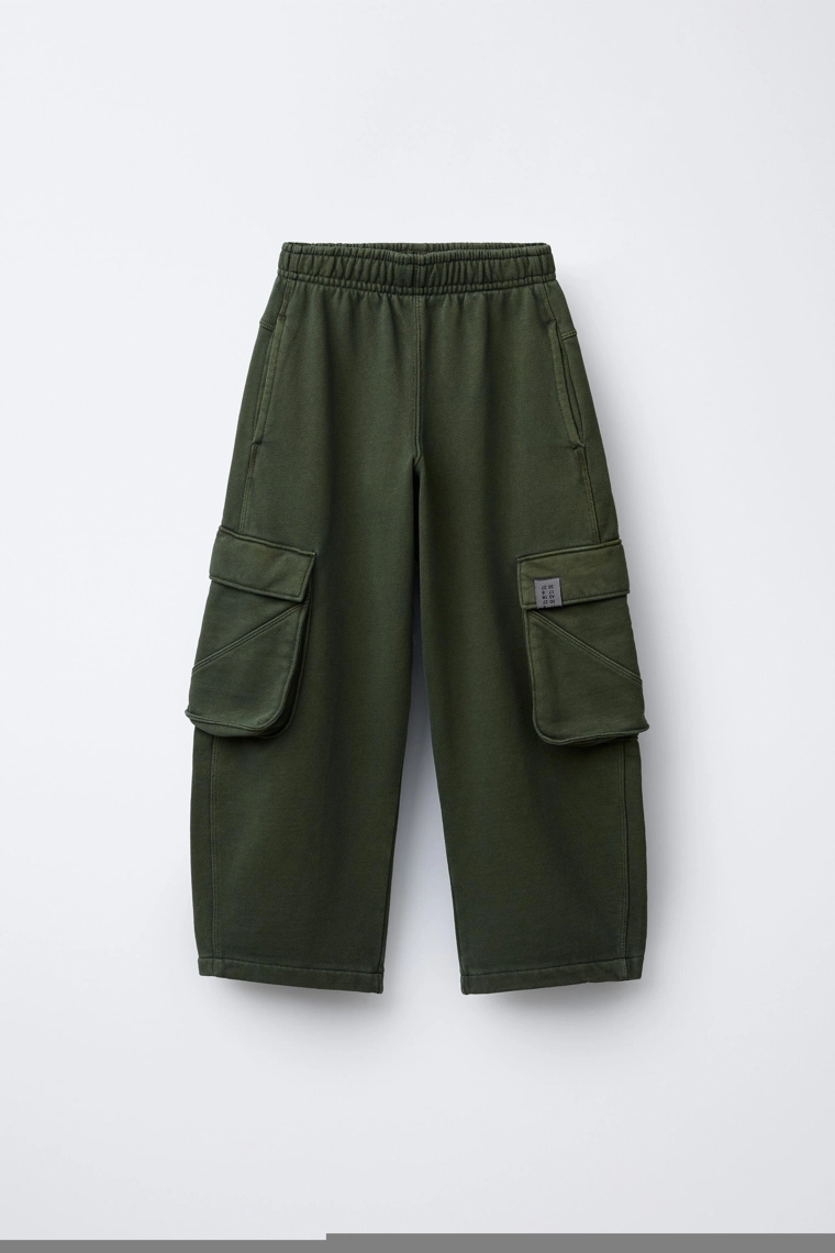 Брюки из флиса в стиле карго с широкими штанинами и окраской пошивом