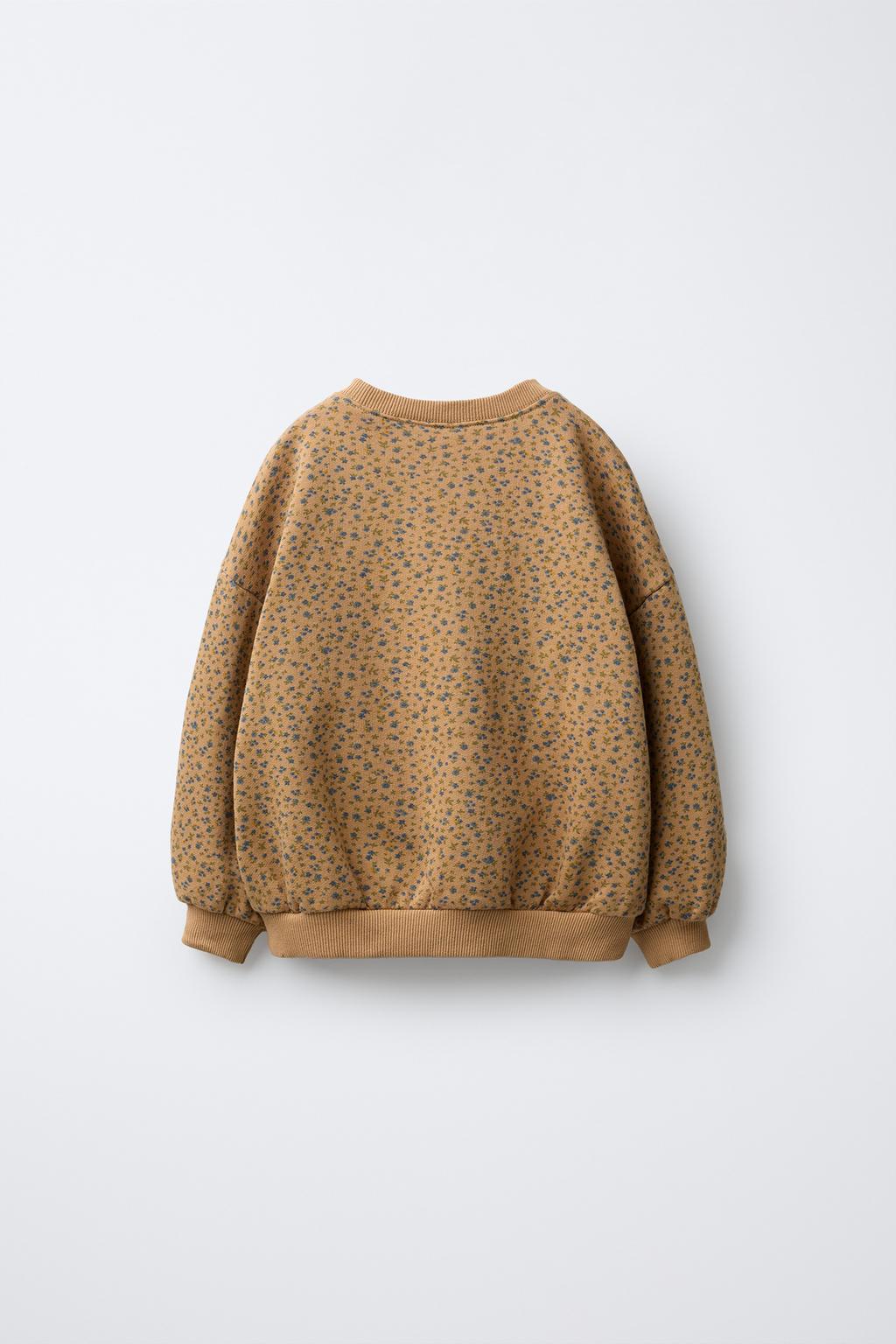 ТОЛСТОВКА С ЦВЕТОЧНЫМ ПРИНТОМ И КРУЖЕВНЫМ КАРМАНОМ