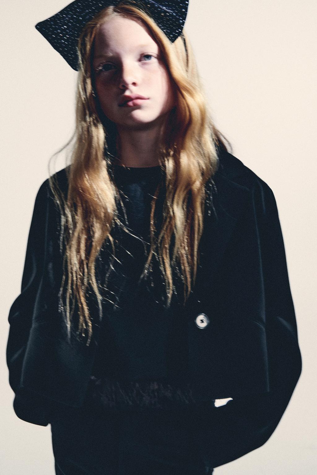 УКОРОЧЕННЫЙ БЛЕЙЗЕР