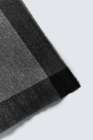 Grey | 3920/853/802 - Zara Шарф с контрастной отделкой