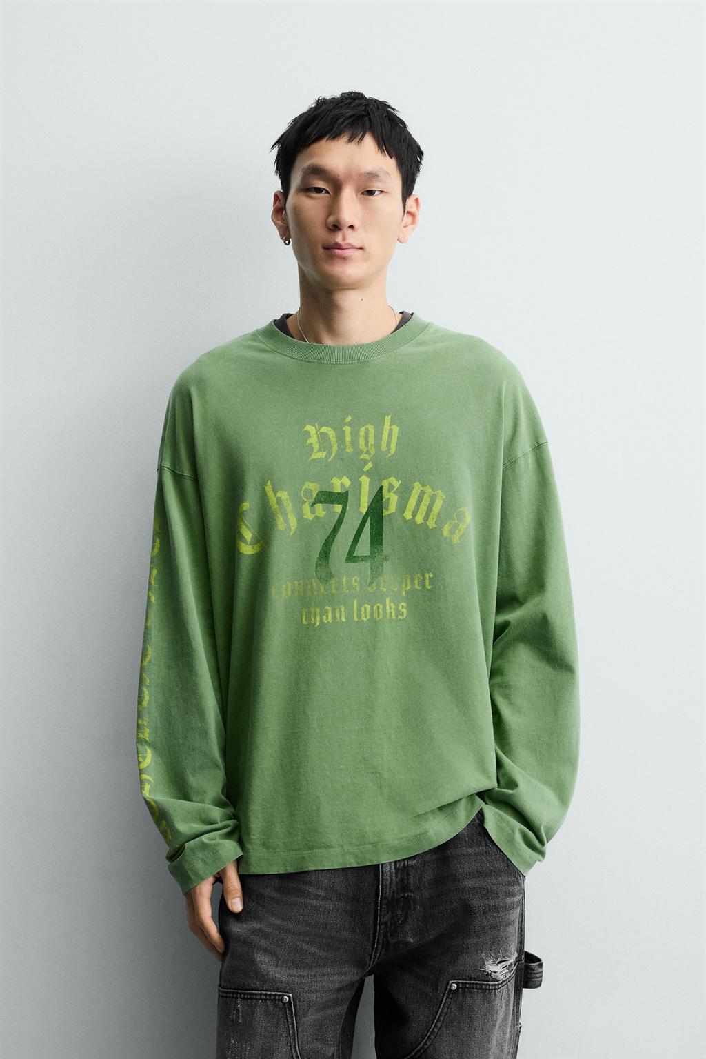 ФУТБОЛКА С НАДПИСЯМИ И ЭФФЕКТОМ ПОТЕРТОСТИ