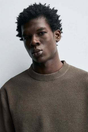 Свитер из шенилловой ткани с рельефным узором- Заказать в России