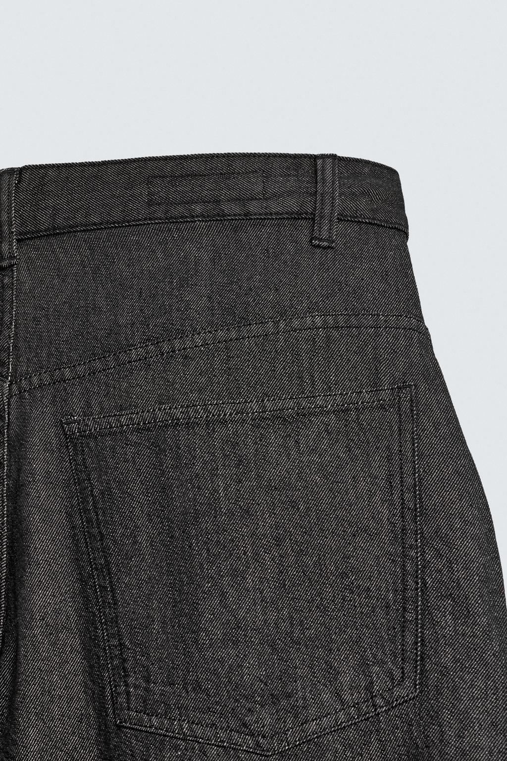 Джинсы с легкими складками