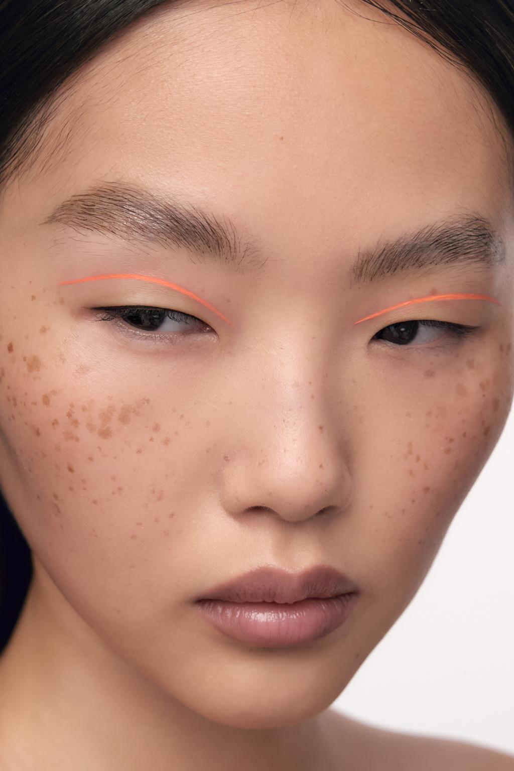 Неоновый подводка для глаз