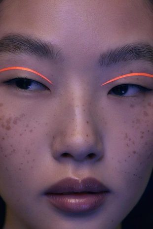 Неоновый подводка для глаз