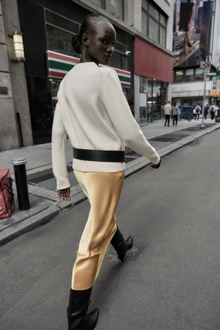 Атласная юбка миди