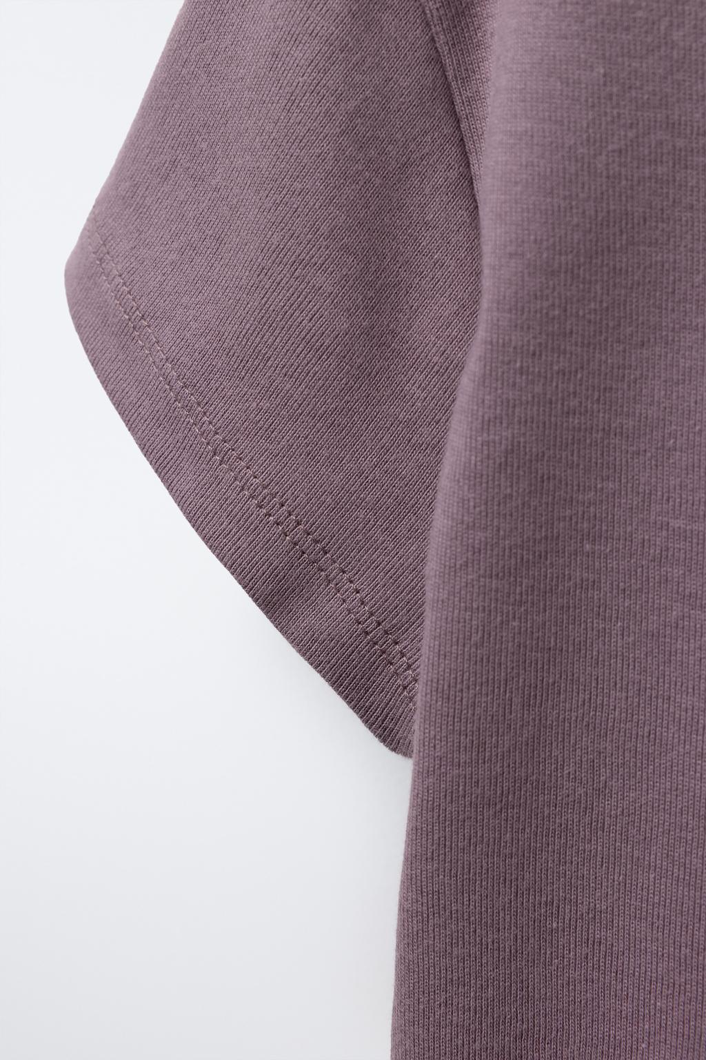 ФУТБОЛКА ДЛЯ ВЕРХОВОЙ ЕЗДЫ С РЕЛЬЕФНЫМ ТЕКСТОМ