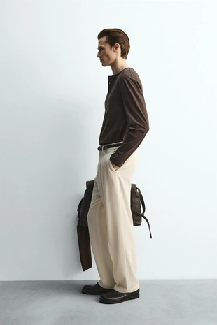 Футболка с воротником на пуговицах — LIMITED EDITION- Заказать в России