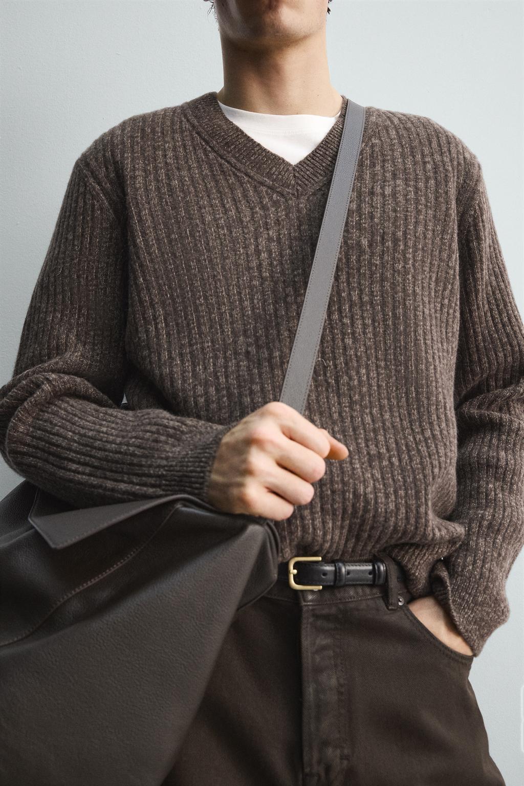 ДЖЕМПЕР В РУБЧИК С V-ОБРАЗНЫМ ВЫРЕЗОМ — LIMITED EDITION