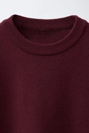 Однотонный свитер