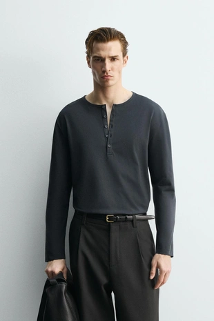 Футболка с воротником на пуговицах — LIMITED EDITION