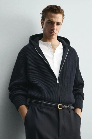 Укороченный кардиган с капюшоном — LIMITED EDITION- Заказать в России