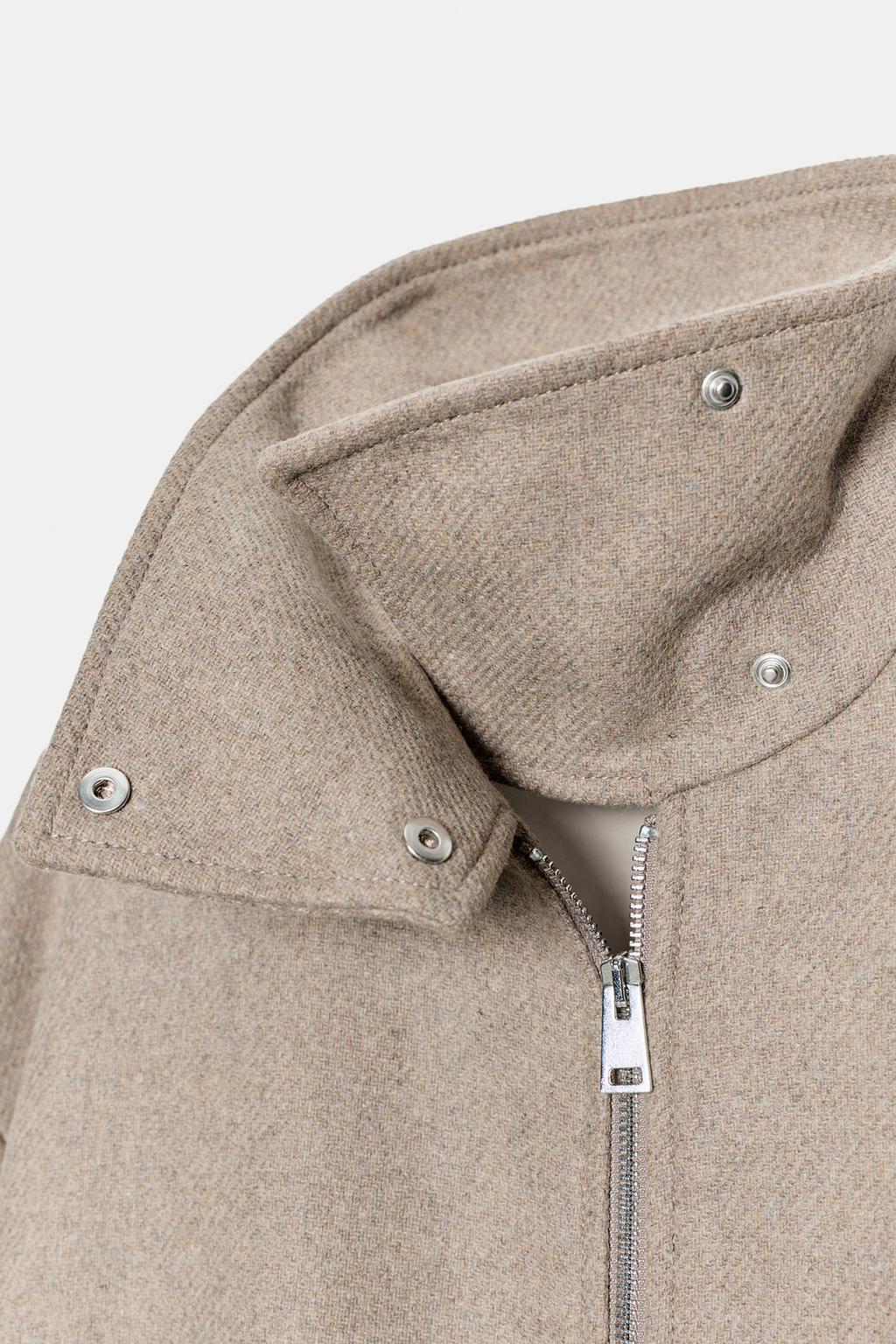 БОМБЕР ИЗ ШЕРСТИ С ВЫСОКИМ ВОРОТНИКОМ