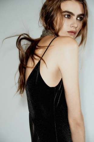 Атласное платье миди в комбинированном исполнении- Заказать в России