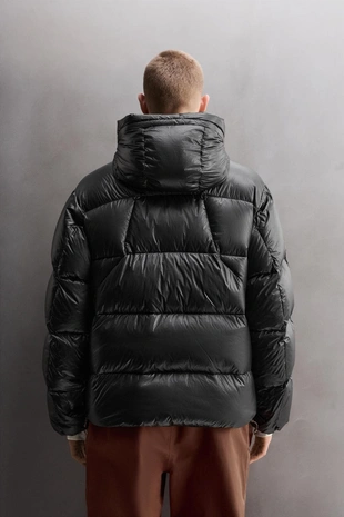 Стеганая куртка с наполнителем из 100% пера- Заказать в России