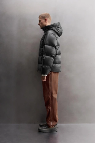 Стеганая куртка с наполнителем из 100% пера- Заказать в России