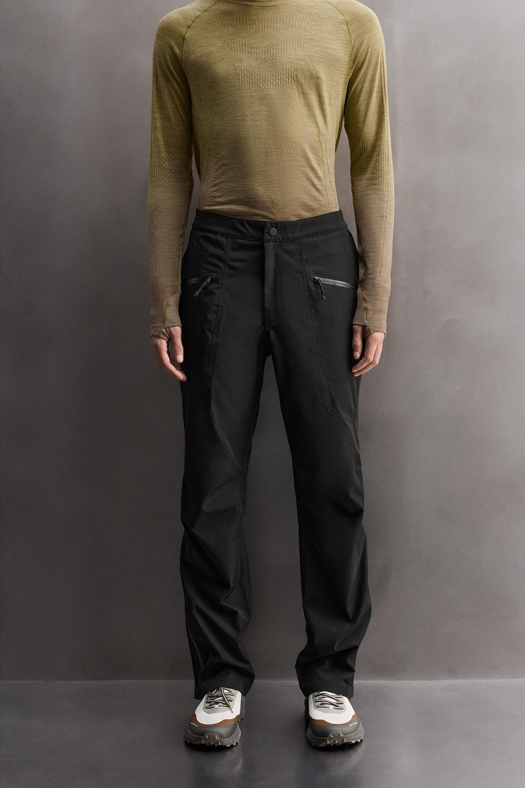 НЕПРОМОКАЕМЫЕ БРЮКИ SHELL ИЗ ВЫСОКОТЕХНОЛОГИЧНОЙ ТКАНИ