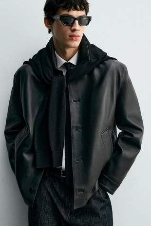 Кожаная куртка- Заказать в России