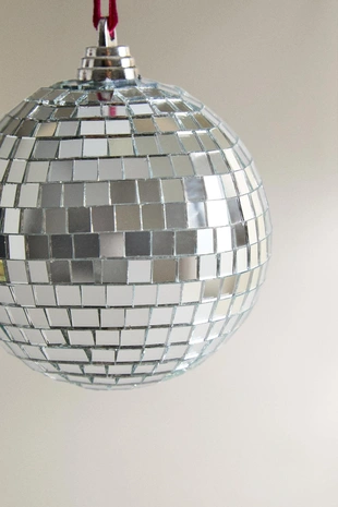 Рождественская елочная игрушка-шар CHRISTMAS DISCO- Заказать в России