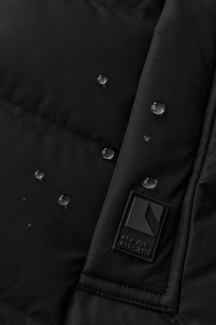 Длинный пуховик с водоотталкивающей отделкой