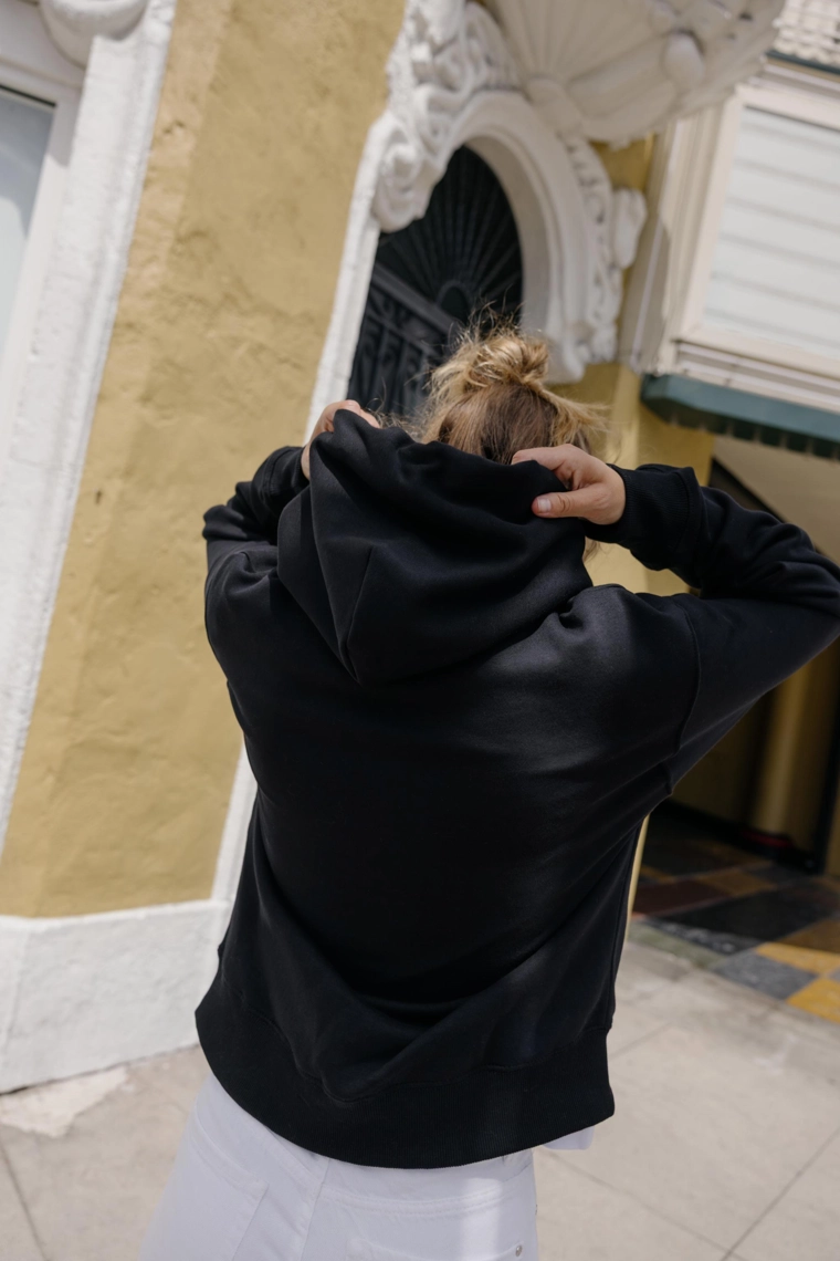 Базовая толстовка