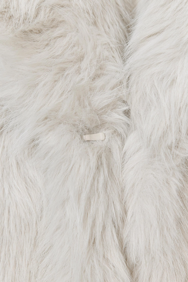 Пальто из искусственного меха коллекции zara woman
