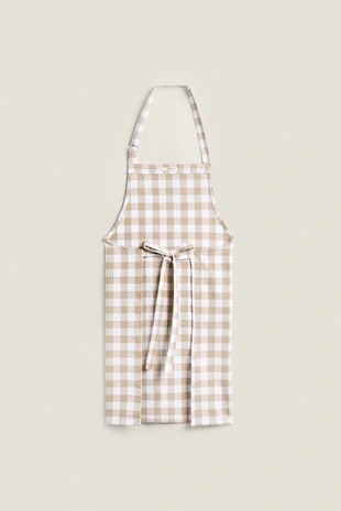 Фартук из крашеной нити- Заказать в России