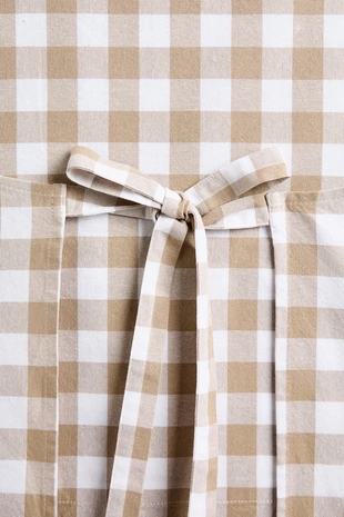 Фартук из крашеной нити- Заказать в России