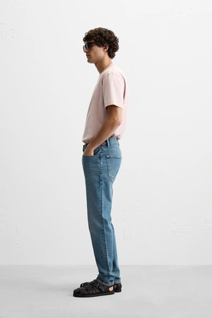 Джинсы SLIM FIT- Заказать в России