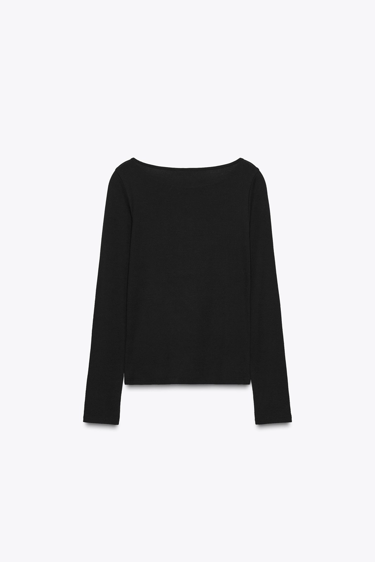 Хлопковая футболка с лодочным вырезом