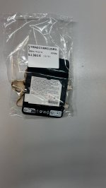 Stradivarius Набор из 3 заколок-цветов Ecru|3004/712